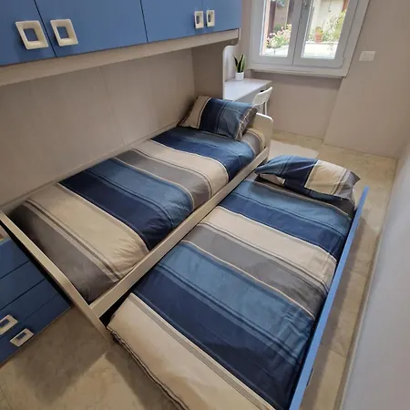 Esclusivo 6 Posti Letto - 2 Minuti Dalla Hébergement de vacances Desenzano del Garda