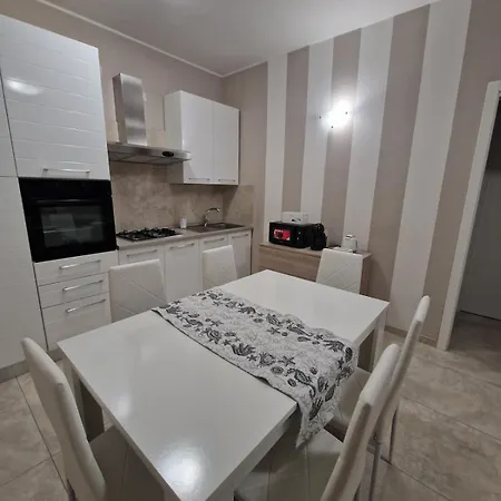 Esclusivo 6 Posti Letto - 2 Minuti Dalla Desenzano del Garda